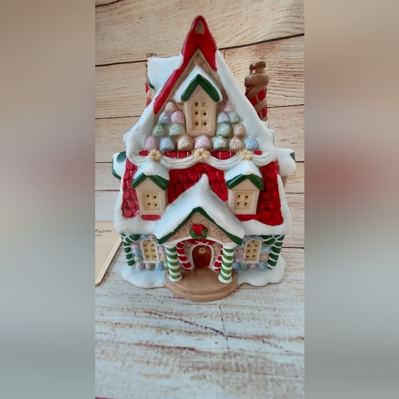 Vtg Hawthorne Candy Factory Christmas Village - Picture 2 of 7